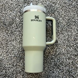 Stanley 40 Oz Soft Matte